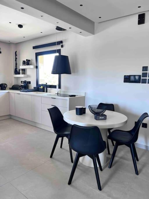 Lagonisi 2 Bedroom Luxury Apartment By The Sea! Экстерьер фото